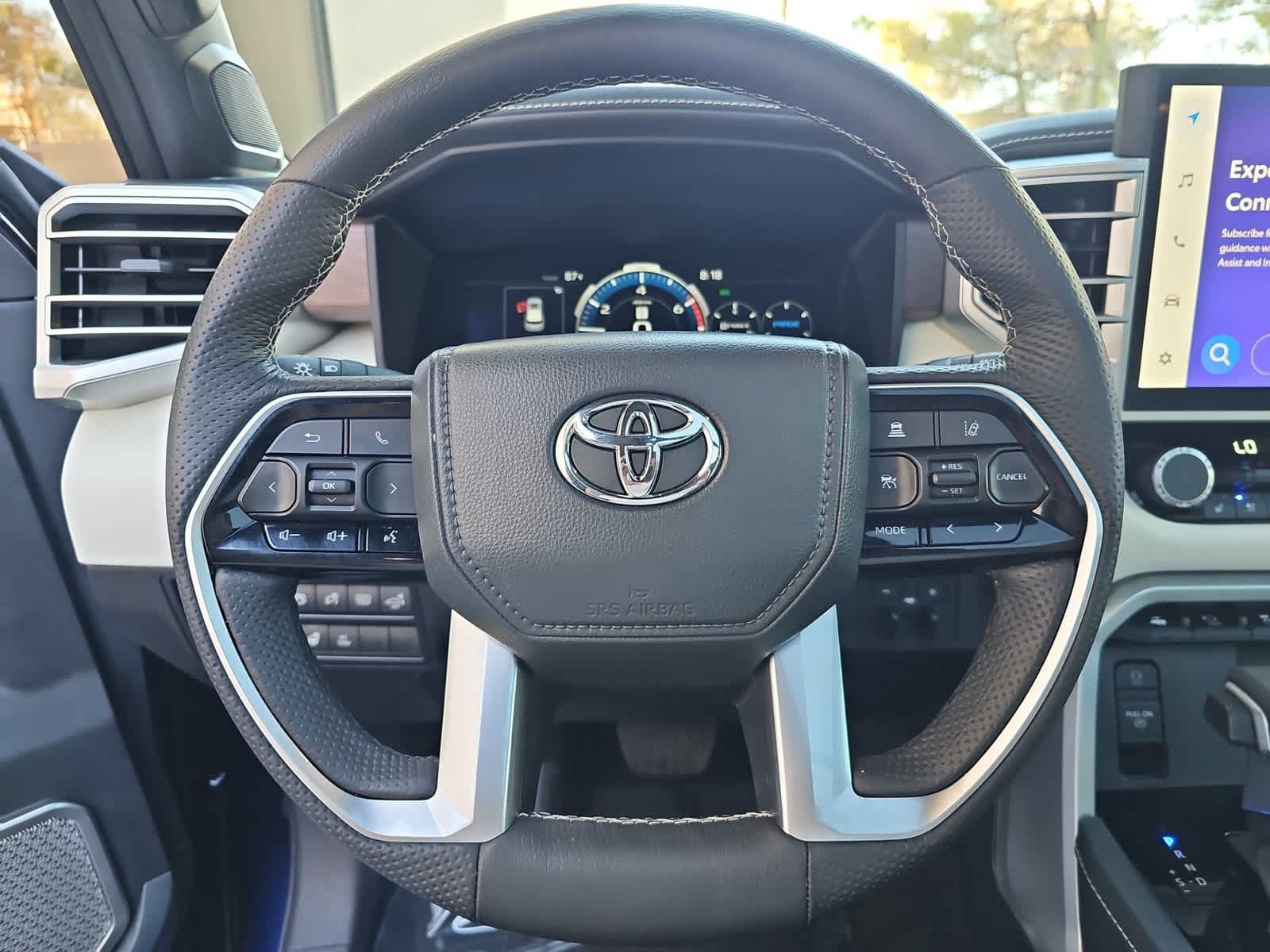 Used 2025 Toyota Sequoia Capstone AWD/4WD image 19