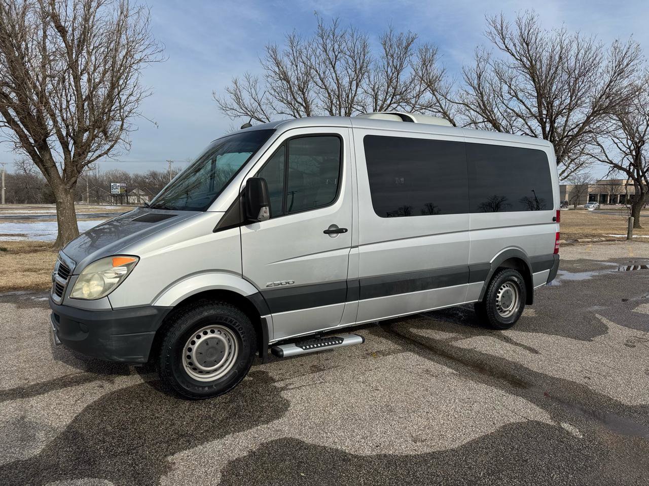 Used 2007 Dodge Sprinter 2500 w/ Cooling Group image 2