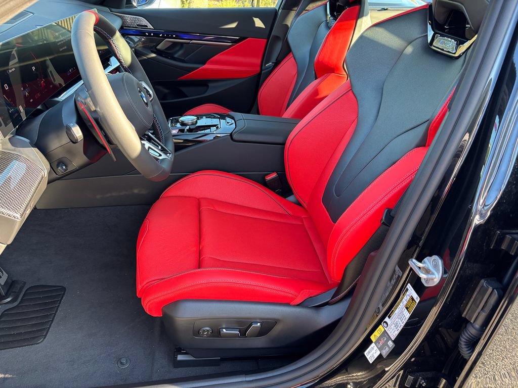 New 2027 BMW M5 w/ Executive Package AWD/4WD image 15