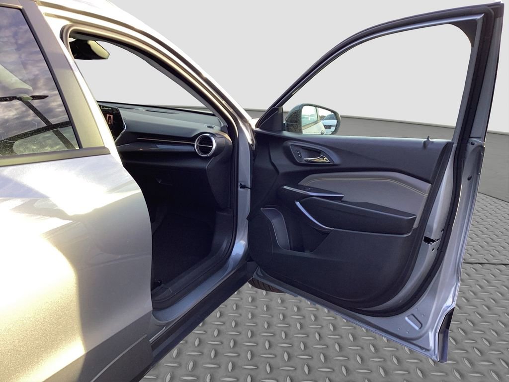 New 2026 Chevrolet Trax ACTIV w/ Driver Confidence Package image 19