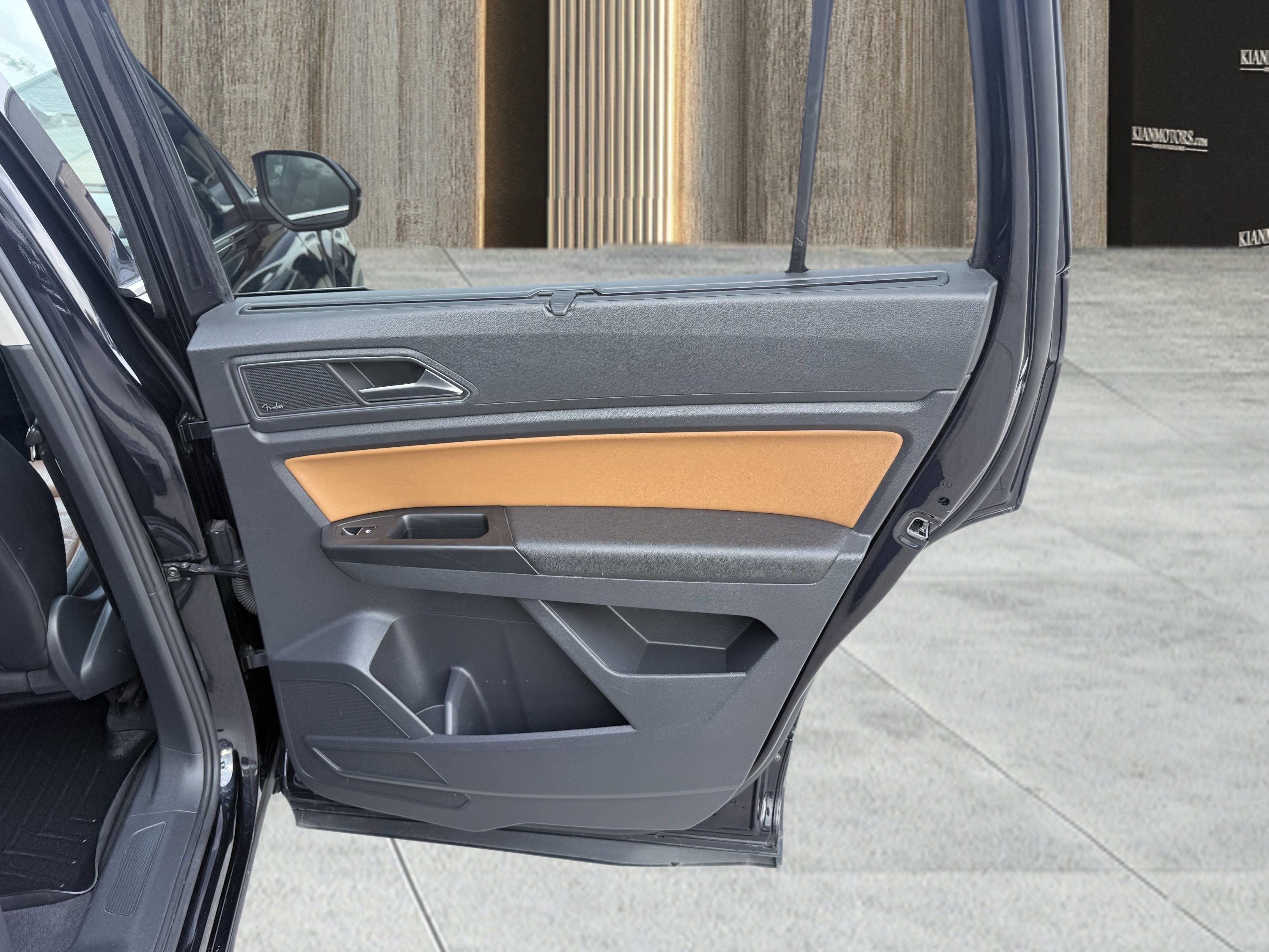 Used 2018 Volkswagen Atlas SEL Premium image 41