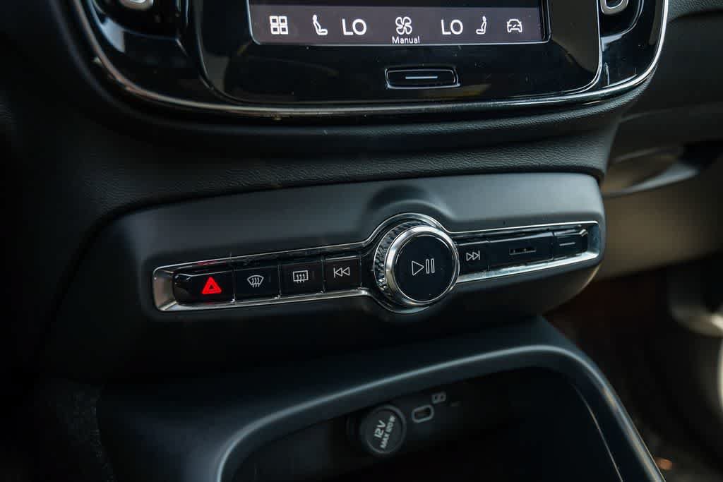 Used 2023 Volvo C40 P8 Recharge Plus AWD/4WD image 20