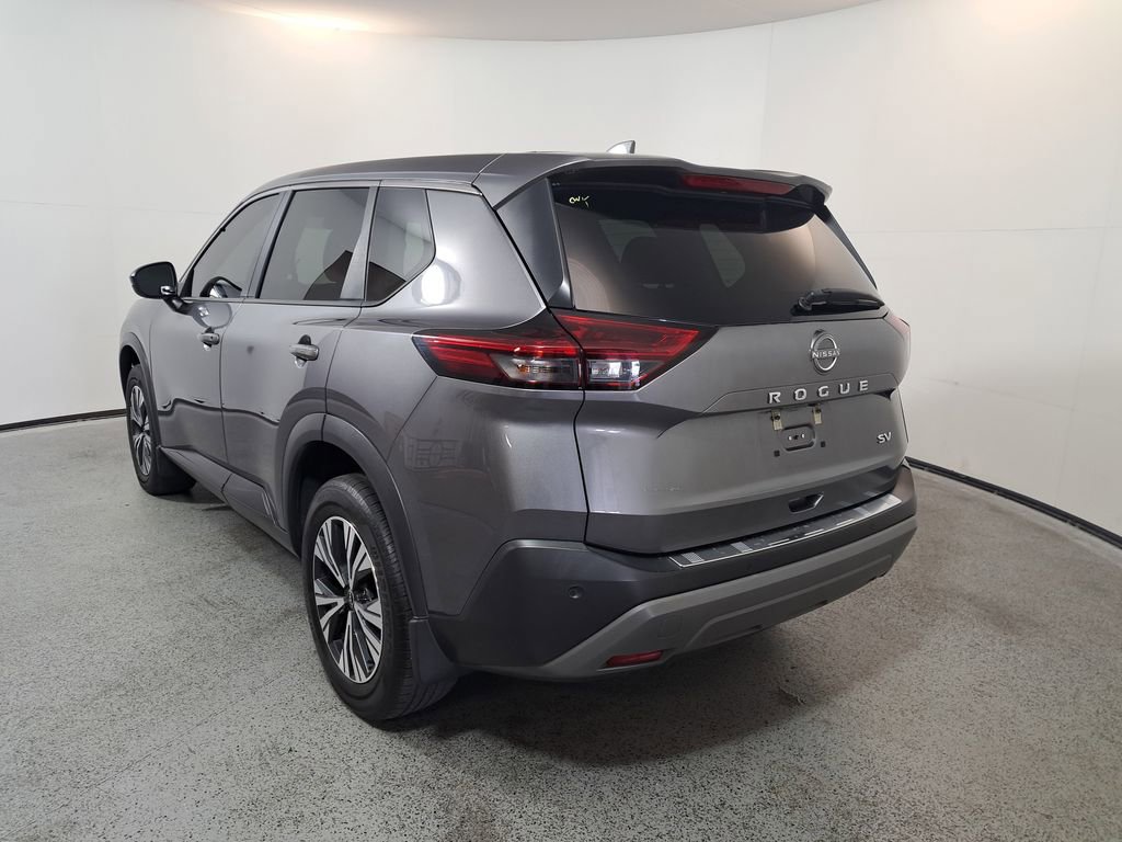 Used 2022 Nissan Rogue SV image 5