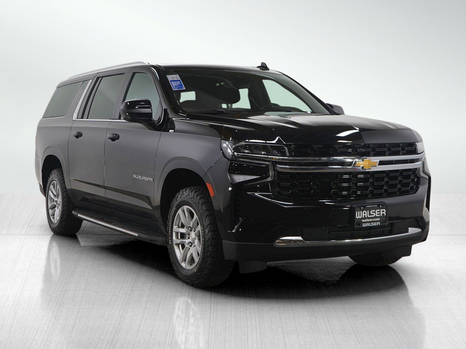 Used 2023 Chevrolet Suburban LS image 7