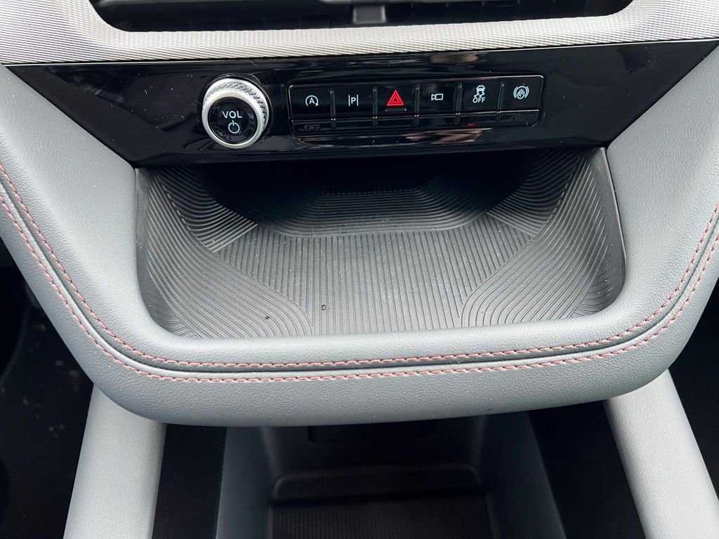 New 2026 Ford Explorer Active image 28