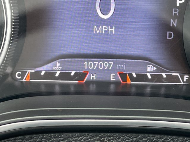 Used 2019 Jeep Cherokee Trailhawk w/ Cold Weather Group AWD/4WD image 11