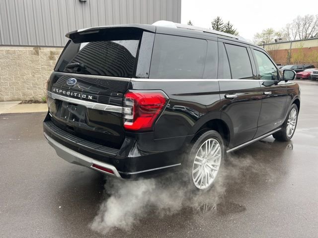 Used 2023 Ford Expedition Platinum AWD/4WD image 5