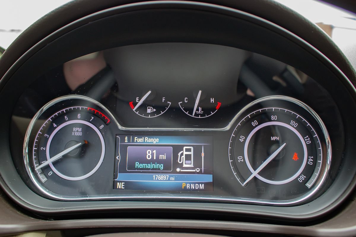 Used 2016 Buick Regal AWD image 21