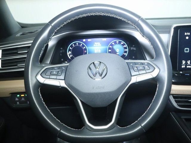 Used 2025 Volkswagen Atlas Cross Sport SE AWD/4WD image 21