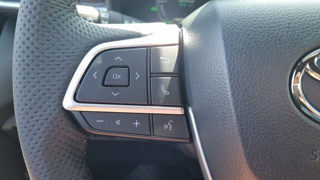 New 2026 Toyota Sienna Limited FWD image 21