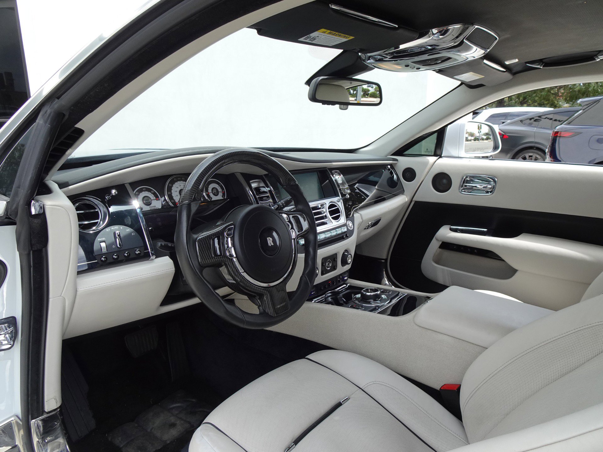 Used 2014 Rolls-Royce Wraith RWD image 12