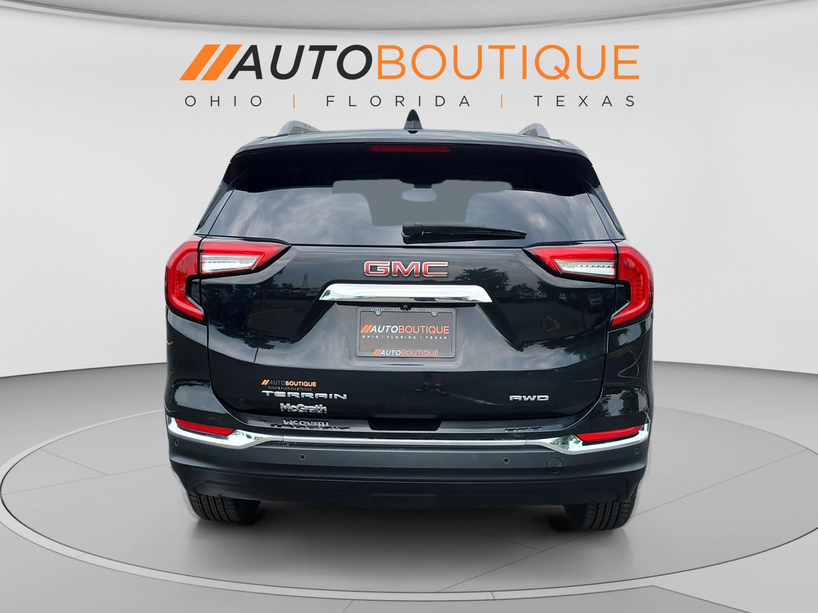 Used 2022 GMC Terrain SLT w/ Infotainment Package II AWD/4WD image 4