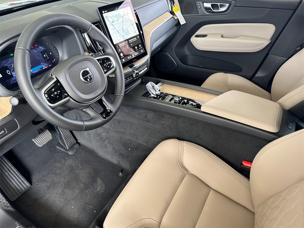 New 2026 Volvo XC60 B5 Plus w/ Protection Package Premier image 9