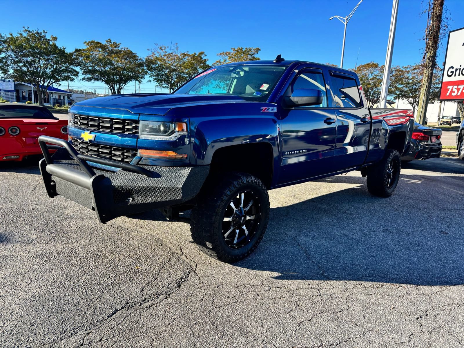 Used 2016 Chevrolet Silverado 1500 LT w/ Trailering Package AWD/4WD image 8
