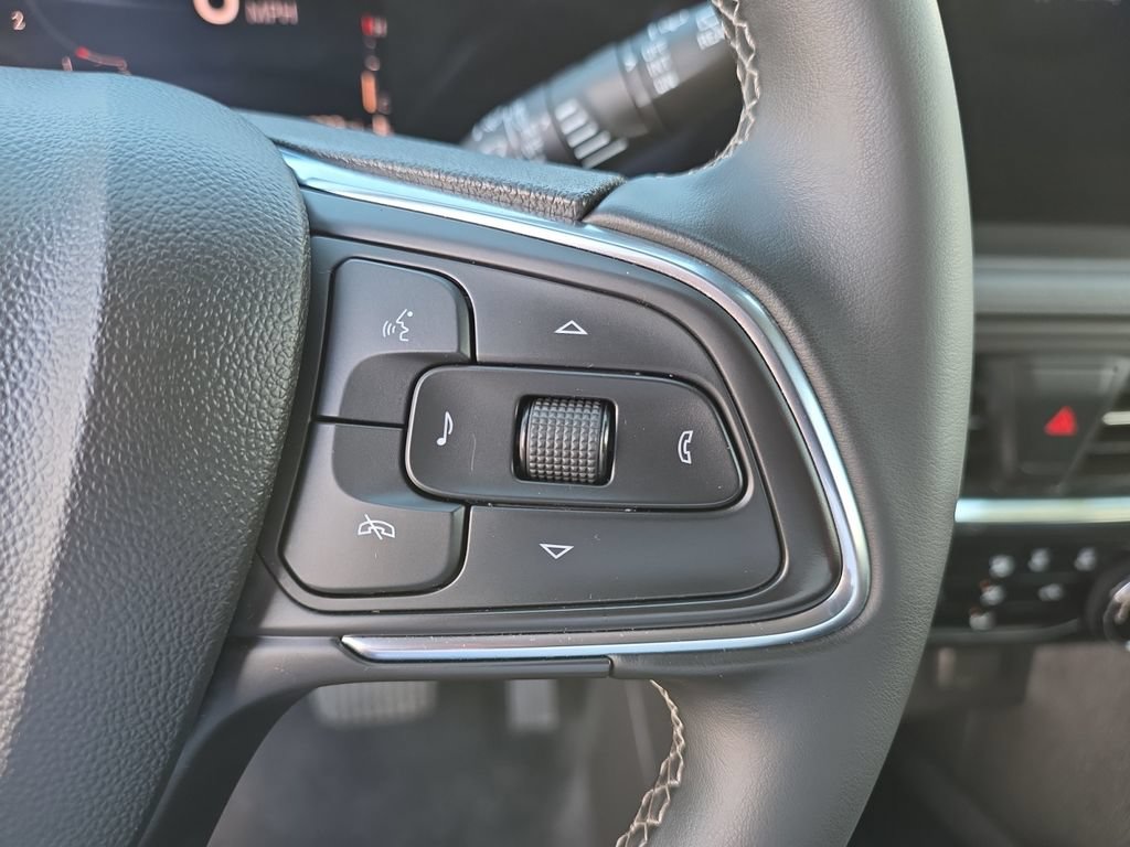 Used 2025 Buick Encore GX Preferred FWD image 30