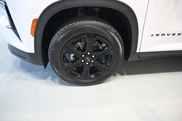 New 2027 Chevrolet Traverse LT w/ Midnight/Sport Edition AWD/4WD image 29