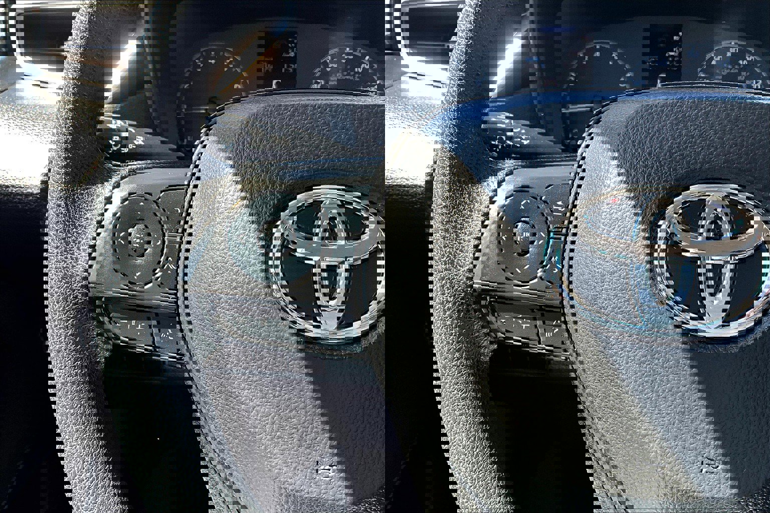 Used 2024 Toyota Corolla LE image 18