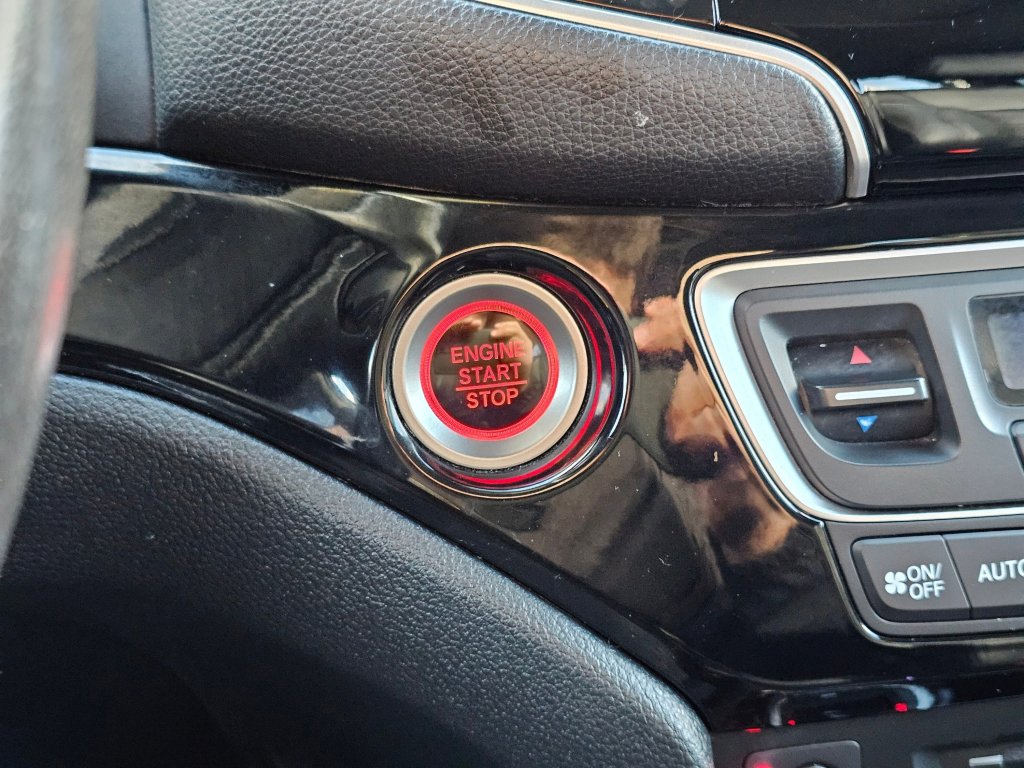 Used 2020 Honda Pilot Elite image 11