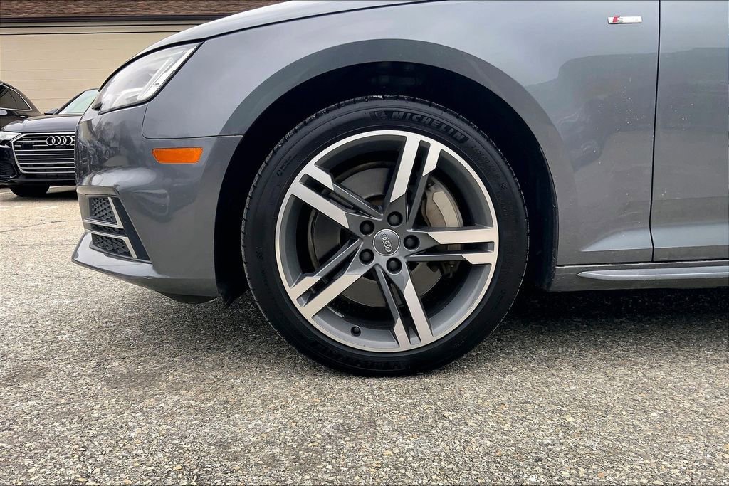Used 2018 Audi A4 2.0T Premium Plus w/ Premium Plus Package image 11