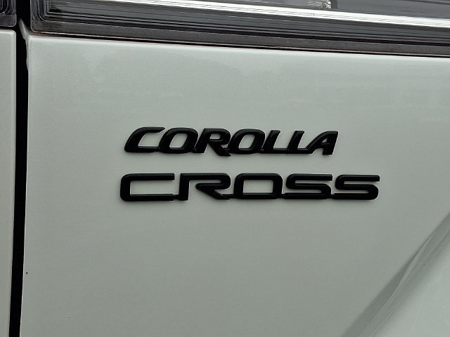 Used 2025 Toyota Corolla Cross XSE w/ Convenience Package AWD/4WD image 31