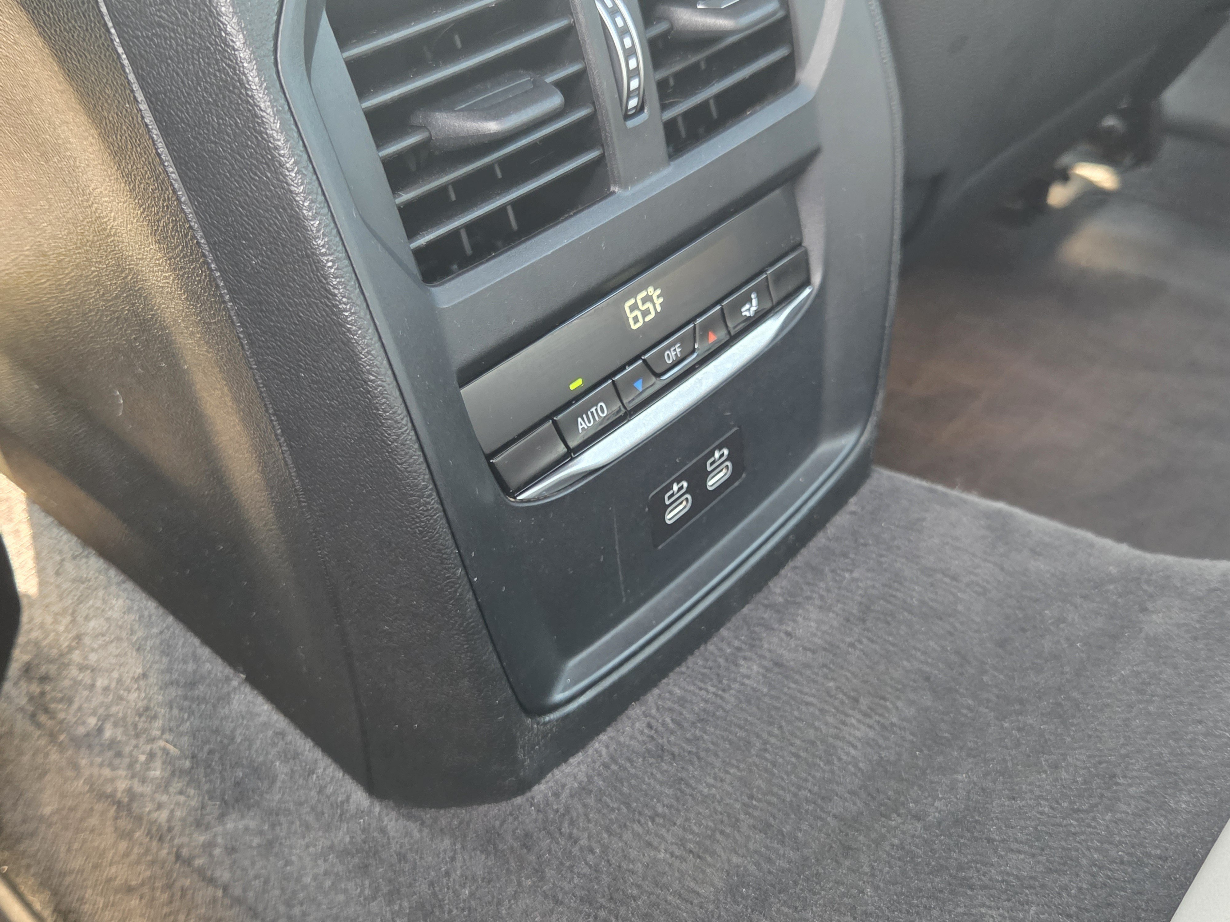 Used 2021 BMW M3 w/ Executive Package RWD image 32