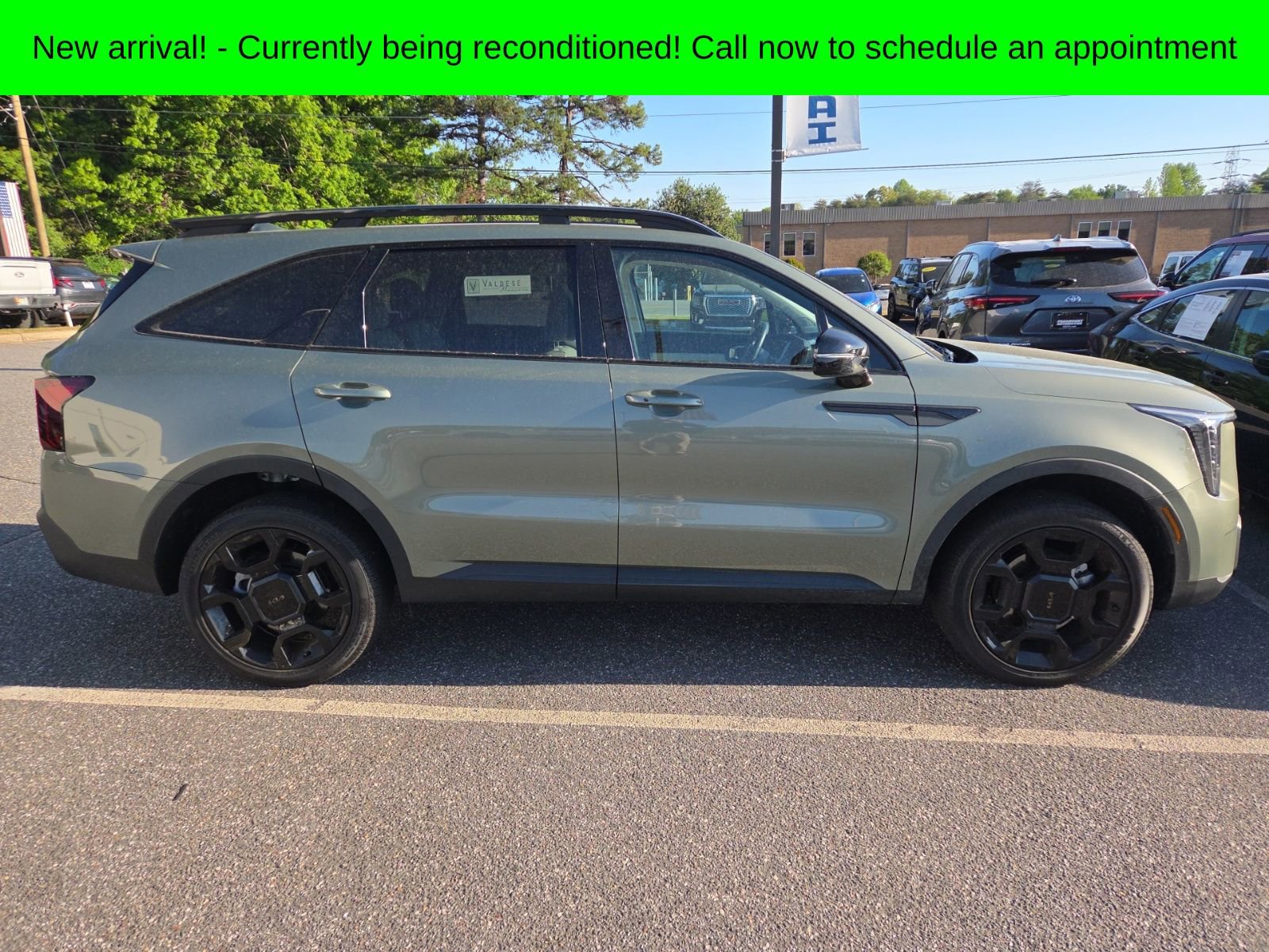Used 2025 Kia Sorento X-Line EX image 2