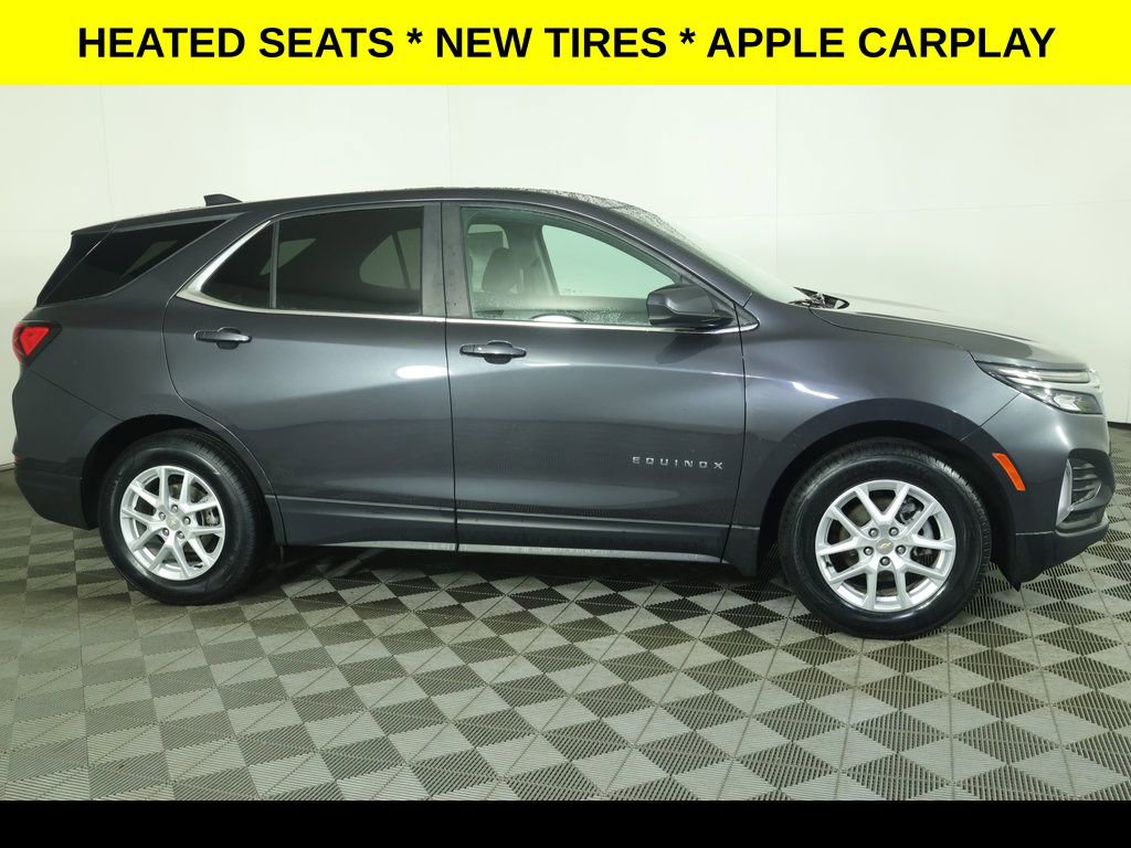 Used 2022 Chevrolet Equinox LT image 2