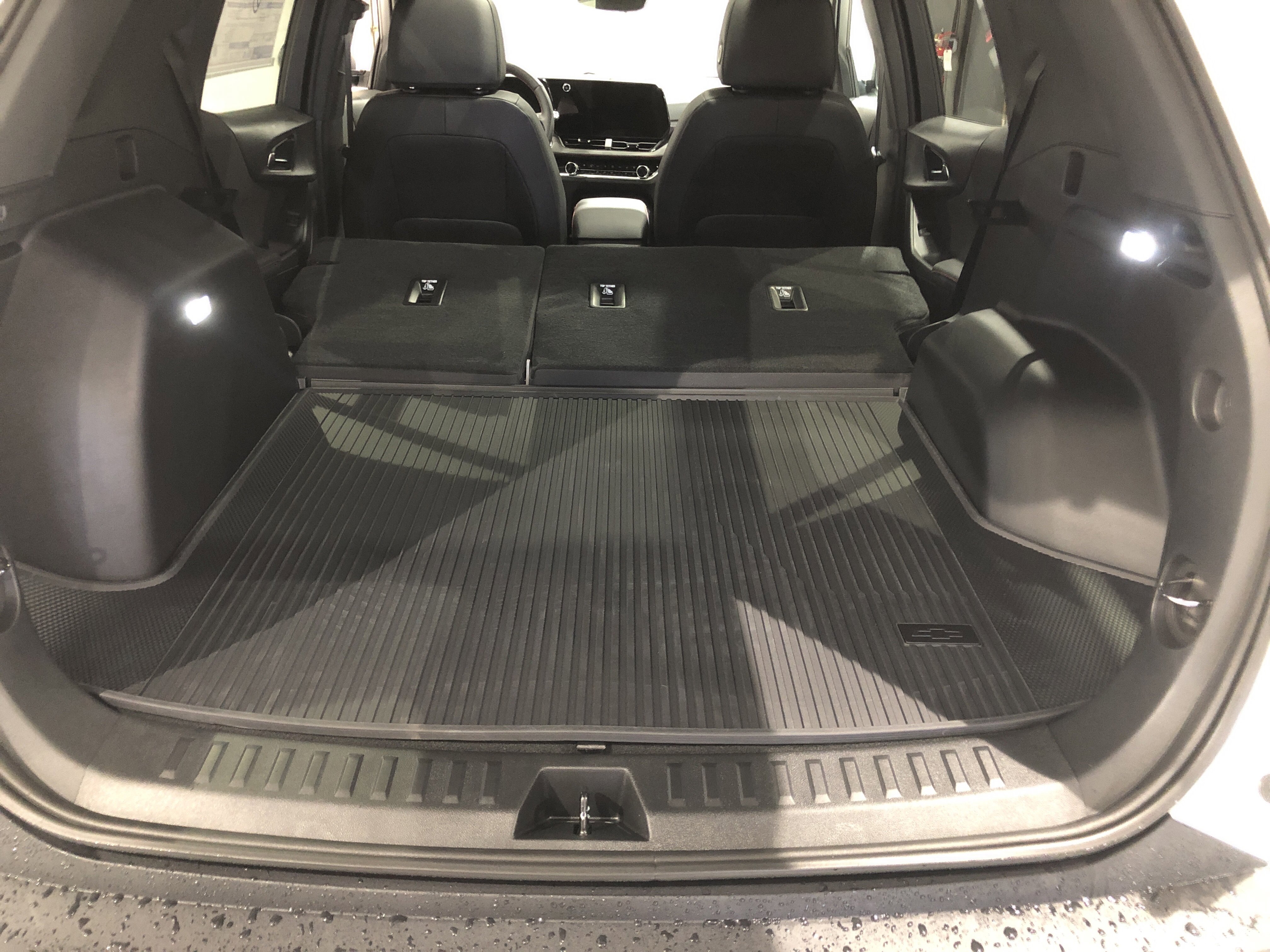New 2026 Chevrolet Equinox RS w/ Convenience Package III image 7