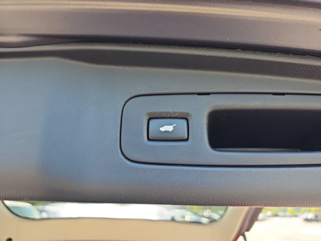 Used 2016 Honda CR-V Touring image 34