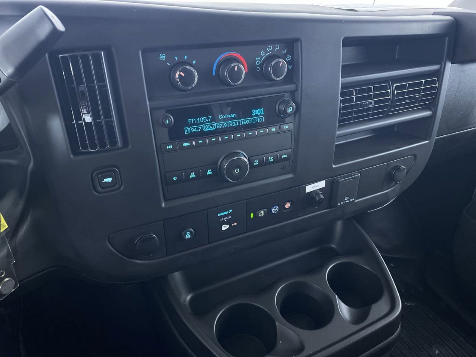 New 2025 Chevrolet Express 3500 w/ Power Convenience Package RWD image 5