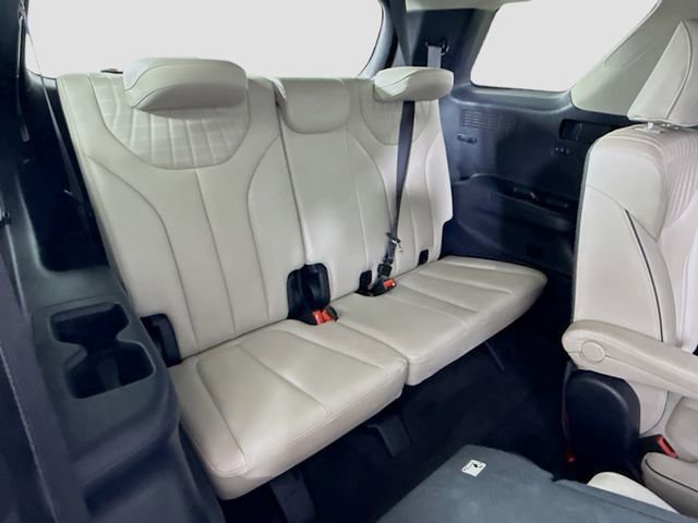 Used 2023 Hyundai Palisade Limited FWD image 29