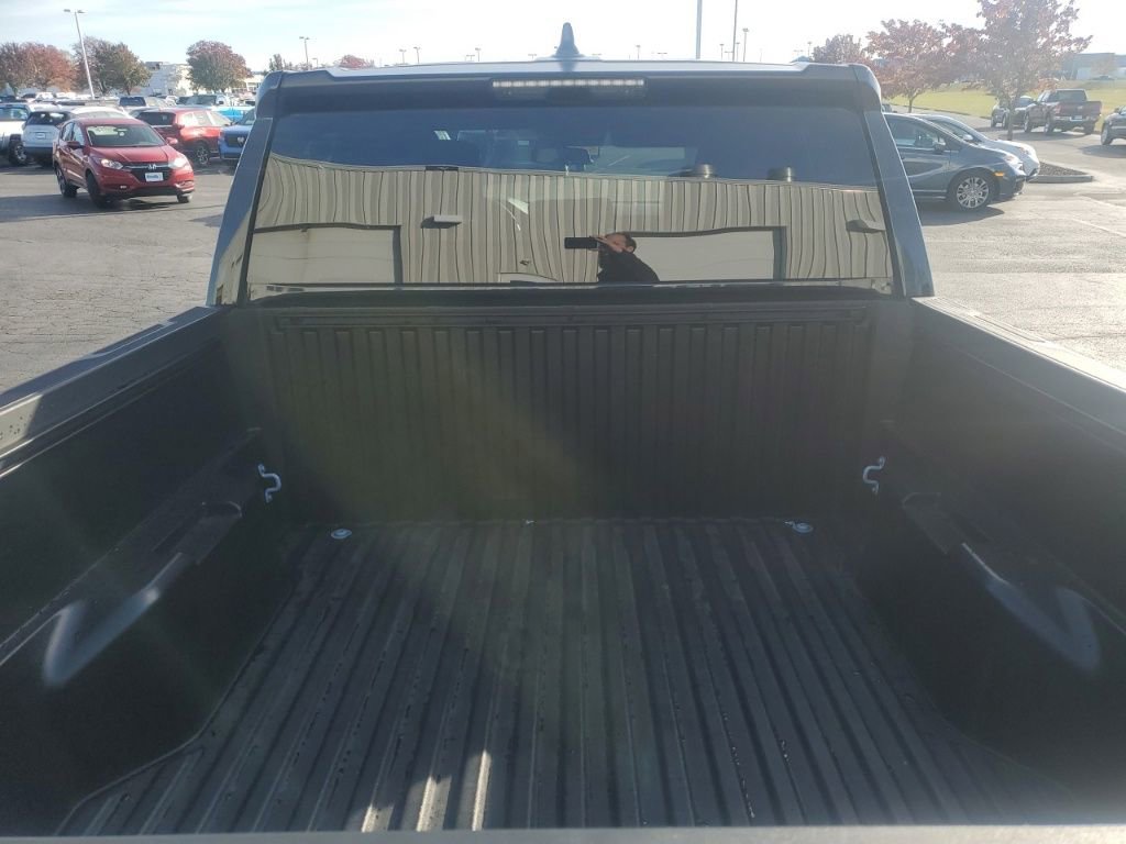 Used 2024 Toyota Tacoma SR image 7