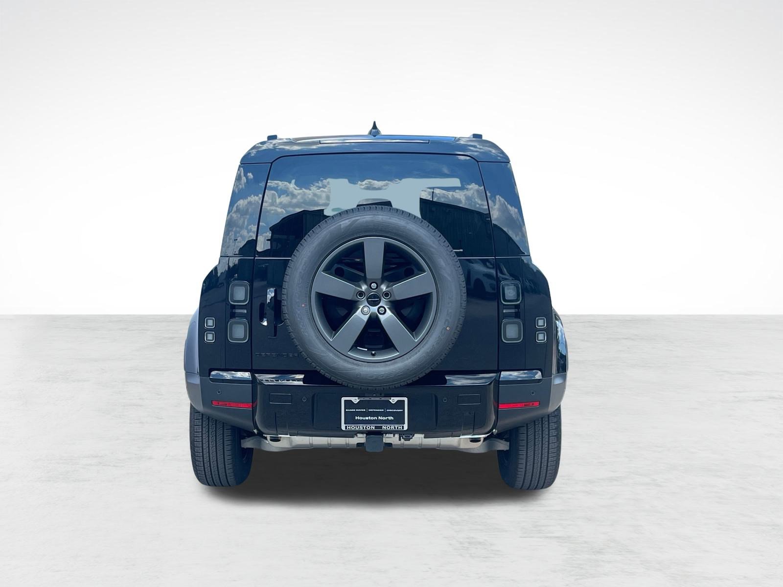 New 2026 Land Rover Defender 110 S image 10
