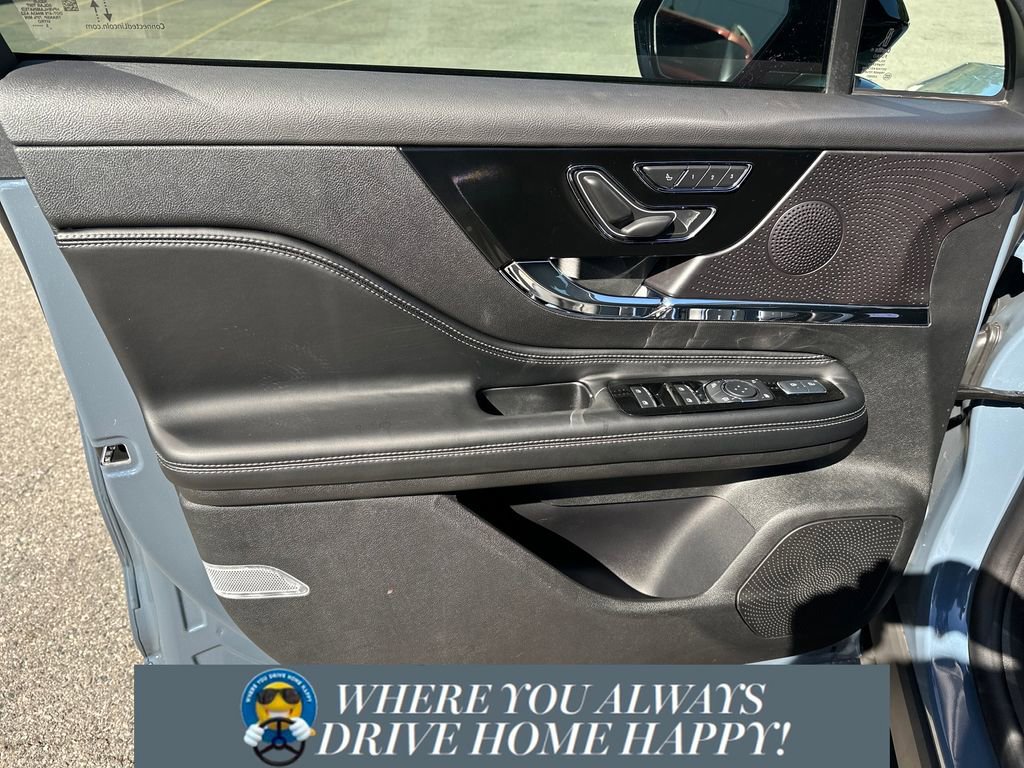 New 2026 Lincoln Corsair Premiere image 10