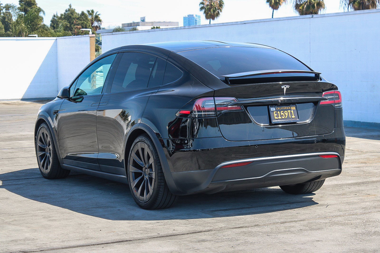 Used 2022 Tesla Model X image 7