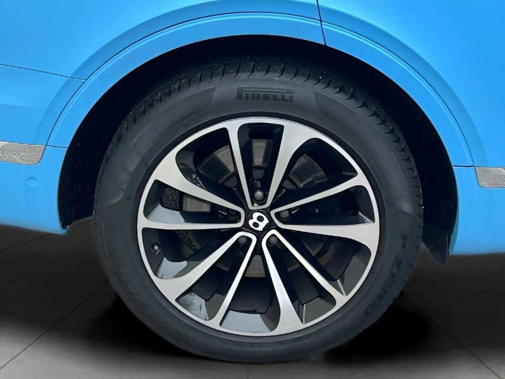 Used 2017 Bentley Bentayga image 43