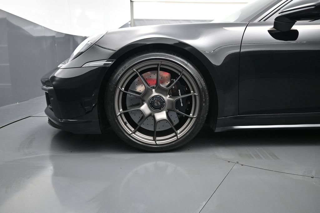 Used 2025 Porsche 911 Turbo AWD/4WD image 4