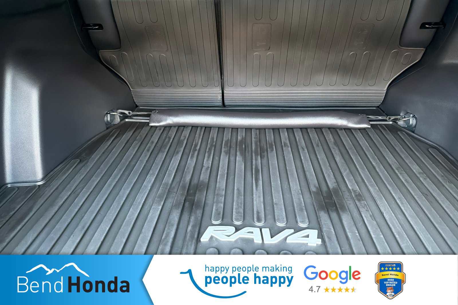 Used 2023 Toyota RAV4 XLE image 17