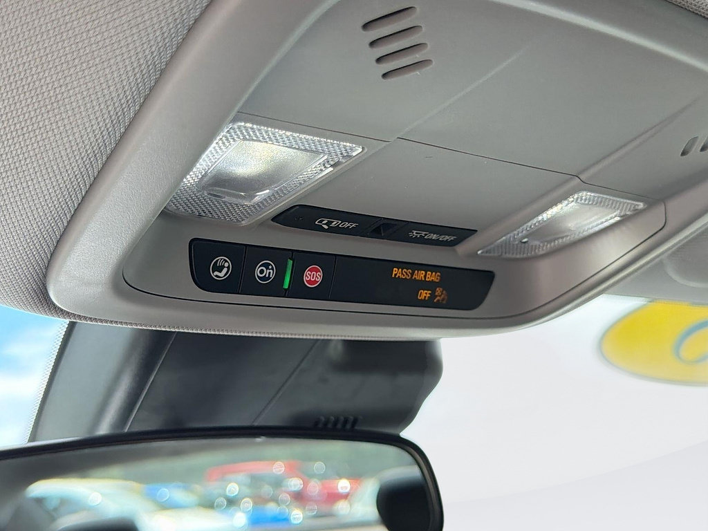 Used 2025 Chevrolet Malibu RS FWD image 18