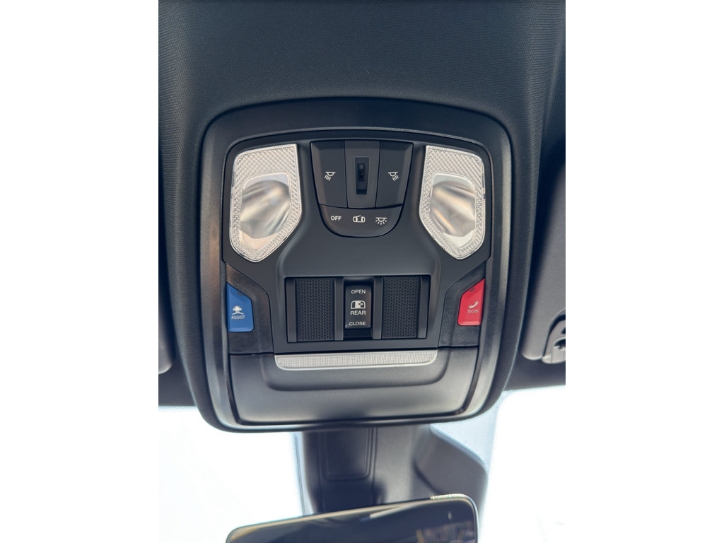 New 2026 RAM 1500 Express AWD/4WD image 32