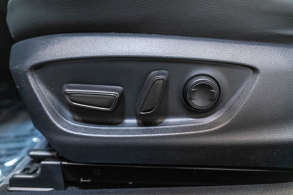 Used 2024 Toyota Camry SE w/ Cold Weather Package image 21