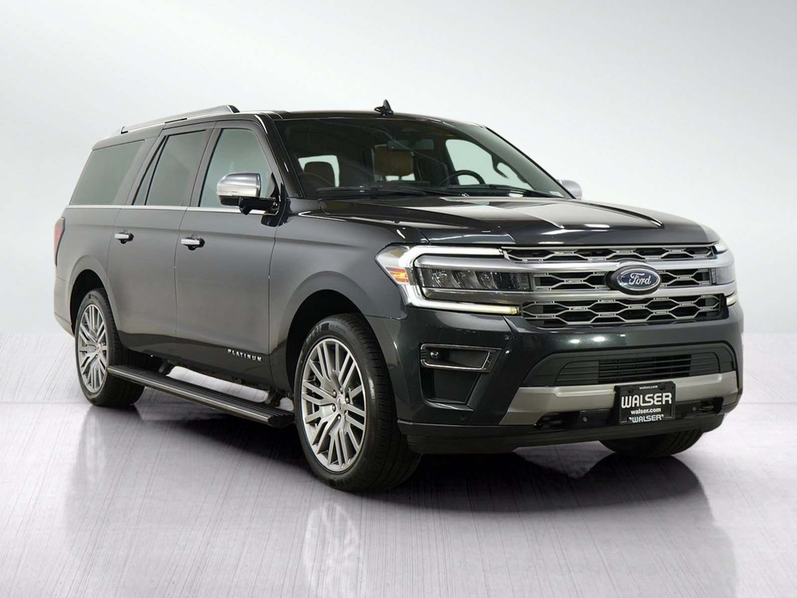 Used 2023 Ford Expedition Max Platinum AWD/4WD image 8