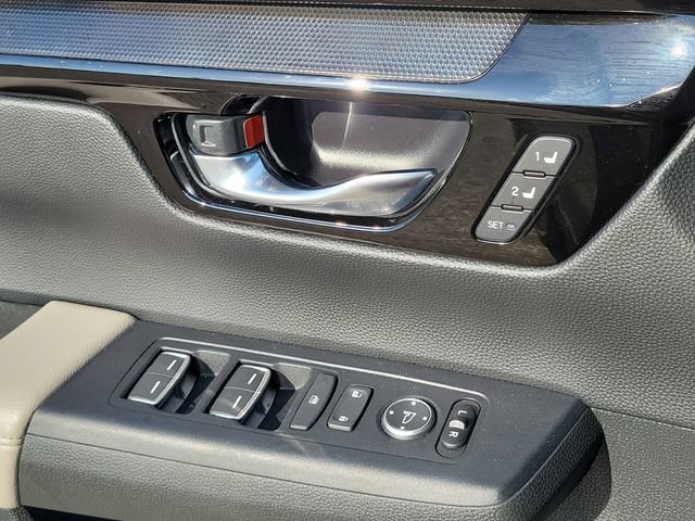 Used 2025 Honda CR-V EX-L image 14