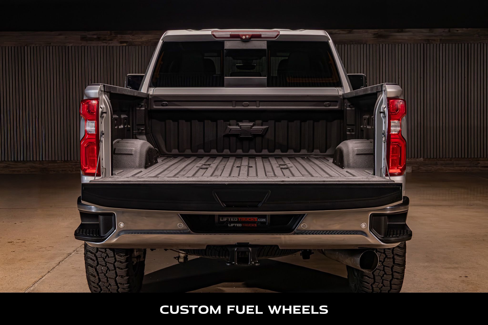 Used 2020 Chevrolet Silverado 2500 LTZ w/ LTZ Premium Package image 8