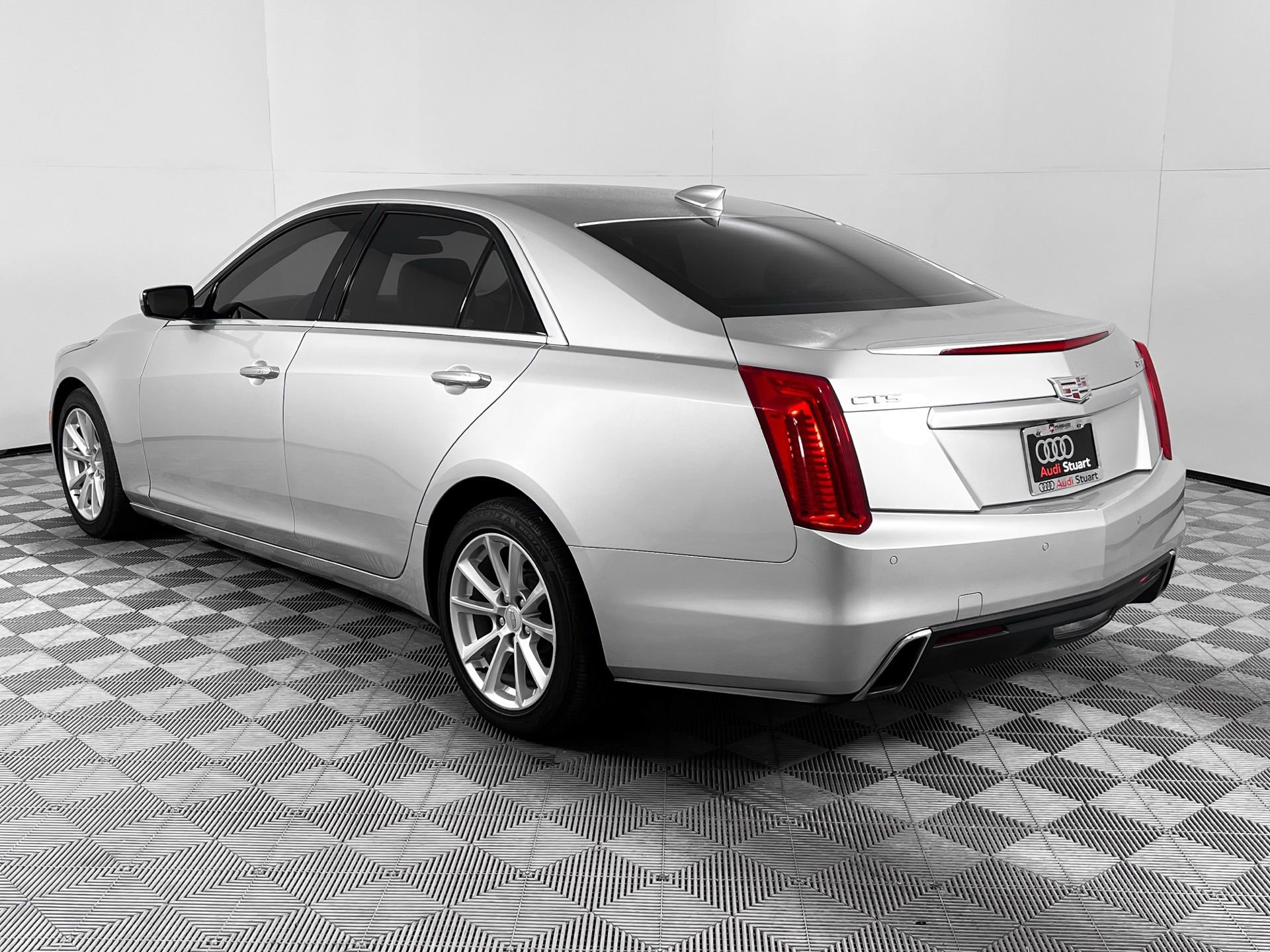 Used 2019 Cadillac CTS Sedan w/ Seating Package image 5