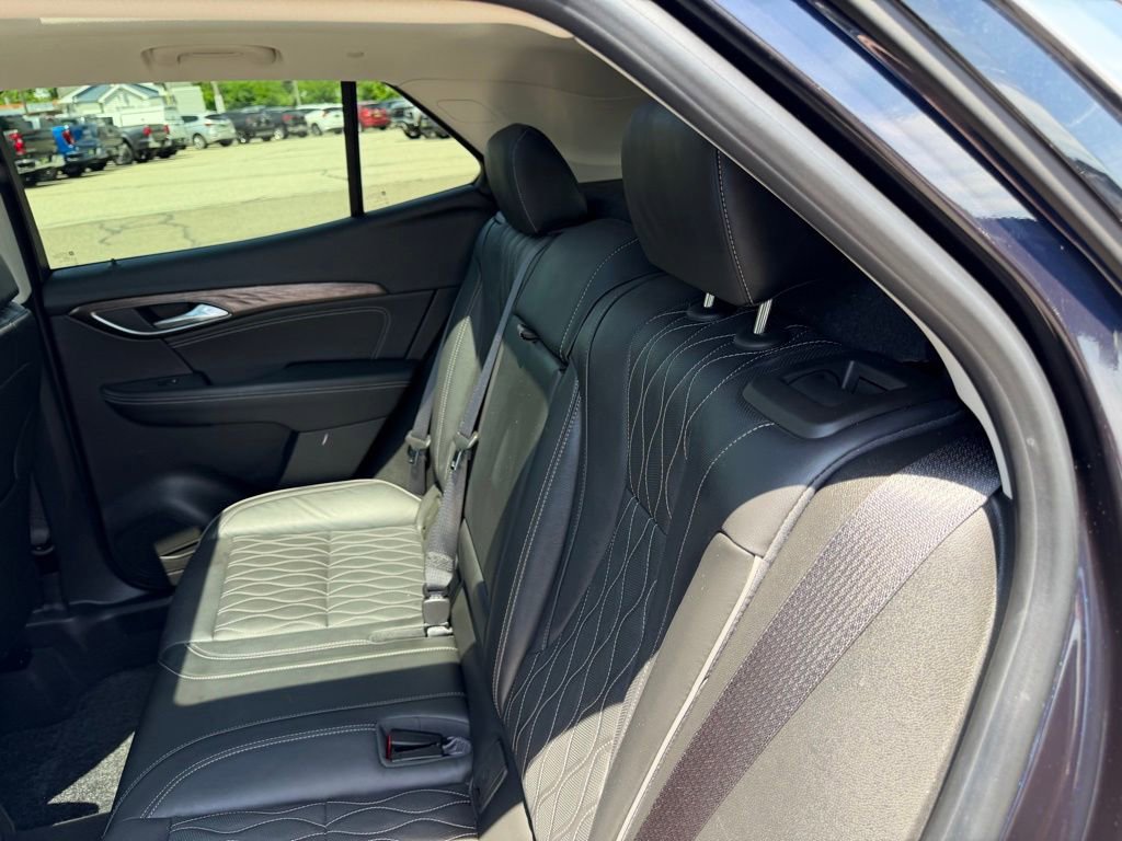Used 2021 Buick Envision Avenir w/ Technology Package II AWD/4WD image 8