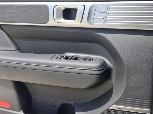 New 2026 Hyundai Santa Fe Limited AWD/4WD image 17