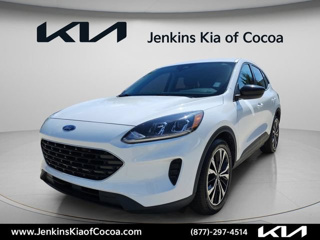 Used 2022 Ford Escape SE w/ SE Sport Appearance Package FWD image 11