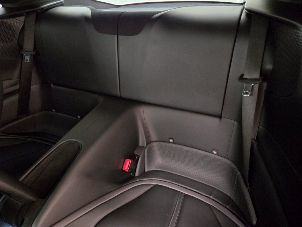 Used 2022 Ferrari Roma RWD image 20