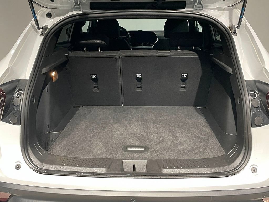 Used 2024 Chevrolet Trax RS w/ Driver Confidence Package image 5